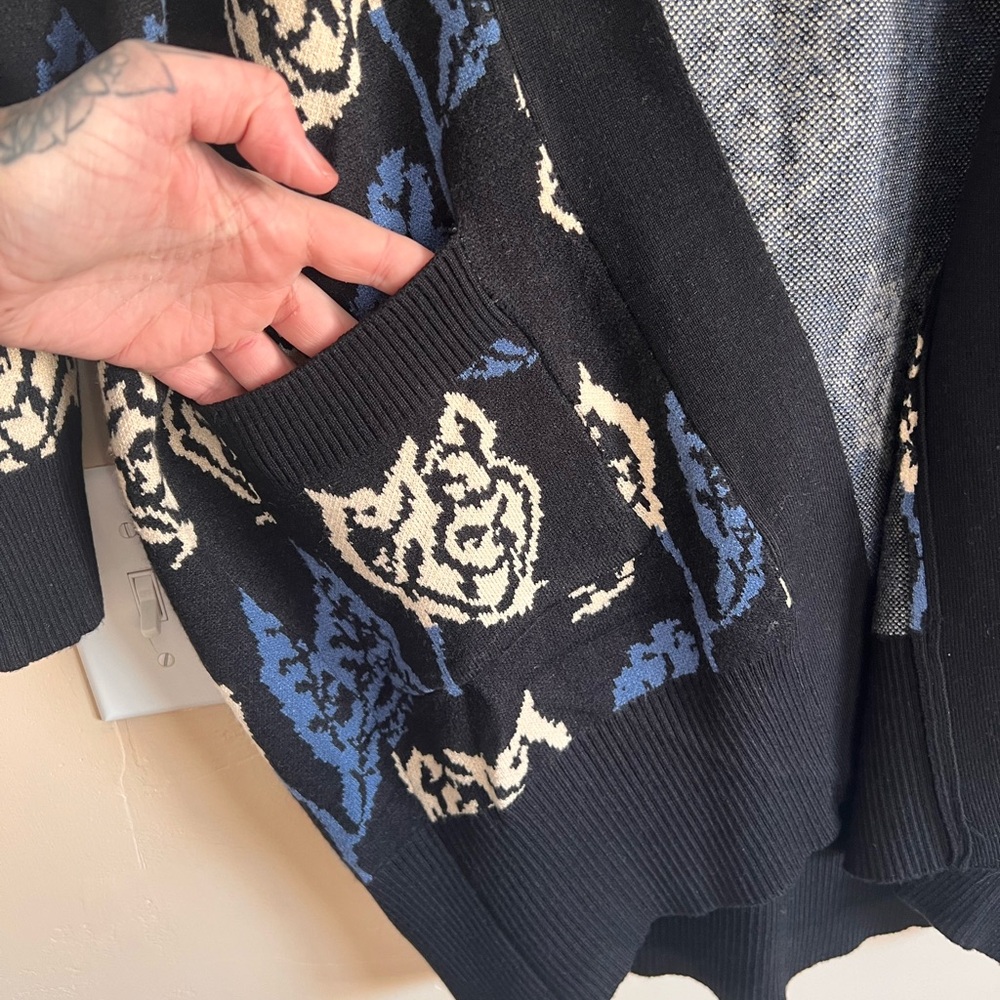 NWOT Raffe Rose Cardigan - Picture 3 of 6